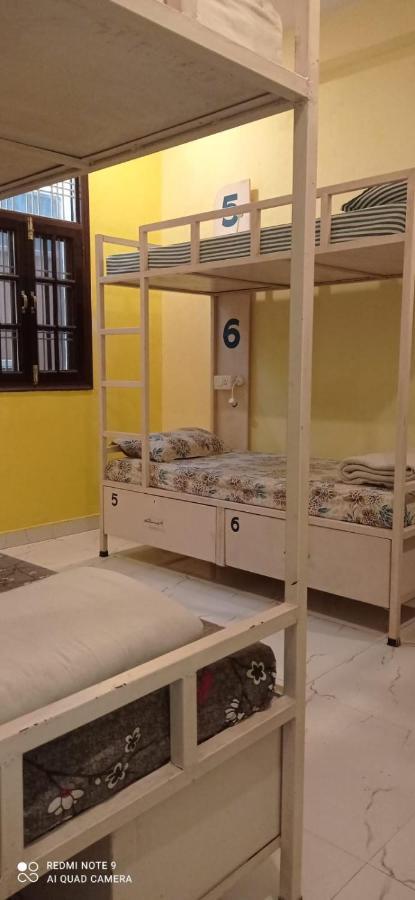 Hashtag Traveler'S Hostel Λάκναου Εξωτερικό φωτογραφία